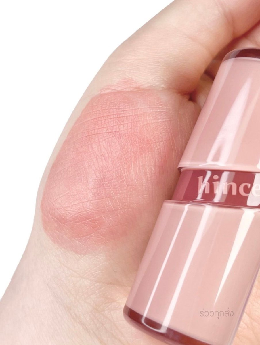 Reviewtooksing1's tweet photo. จึ้งเกิน ตัวมารดา! ออกรุ่นไหนมาไม่เคยผิดหวัง  hince Raw Glow Gel Tint สี R002 Raw Rose ชมพูกุหลาบสดใส ทารอดทุกโทนสีผิว ทาแล้วขับผิวมาก เท็กเจอร์ลื่นๆเหมือนเจล กลิ่นหอม ฟินนิชลุคปากฉ่ำ สี stainคือทนแดดทนฝน จึ้งใจสุดๆ 🩷

#hince #ลิปทิ้นต์ #ของดีบอกต่อ #ใช้ดีบอกต่อ #ใช้แล้วชอบ https://t.co/wLfXk58kep