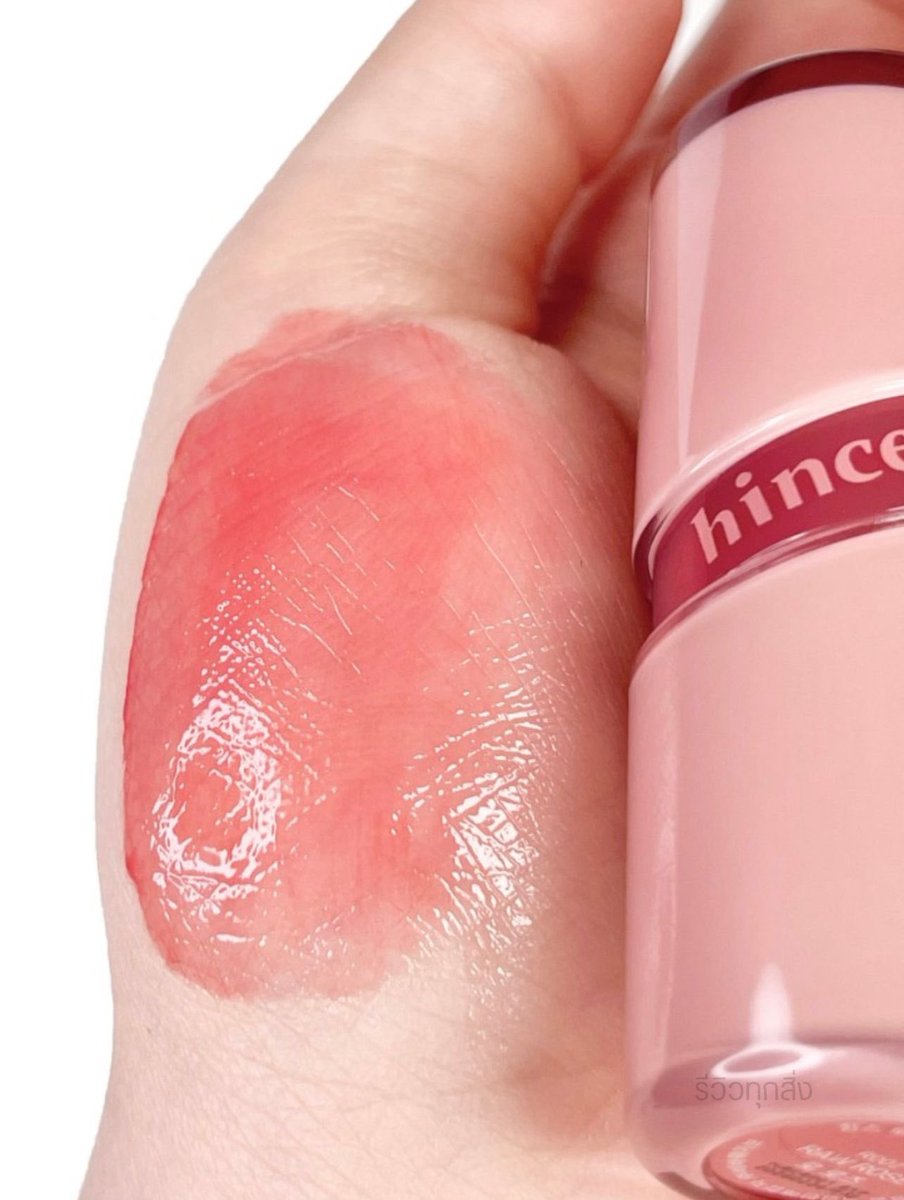Reviewtooksing1's tweet photo. จึ้งเกิน ตัวมารดา! ออกรุ่นไหนมาไม่เคยผิดหวัง  hince Raw Glow Gel Tint สี R002 Raw Rose ชมพูกุหลาบสดใส ทารอดทุกโทนสีผิว ทาแล้วขับผิวมาก เท็กเจอร์ลื่นๆเหมือนเจล กลิ่นหอม ฟินนิชลุคปากฉ่ำ สี stainคือทนแดดทนฝน จึ้งใจสุดๆ 🩷

#hince #ลิปทิ้นต์ #ของดีบอกต่อ #ใช้ดีบอกต่อ #ใช้แล้วชอบ https://t.co/wLfXk58kep