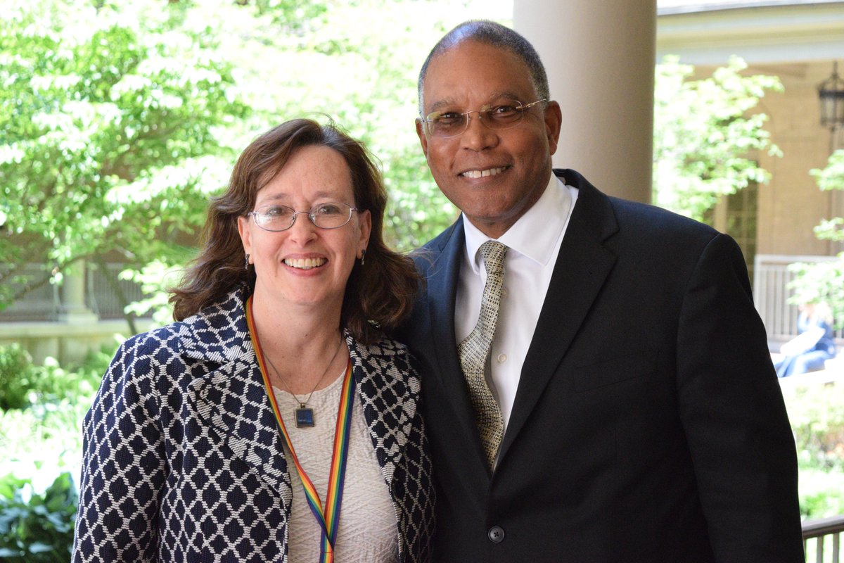 Johns Hopkins GIM (@hopkins_gim) on Twitter photo Congratulations, Dr. <a href="/Neil_R_Powe/">Neil R. Powe</a>!🏆
#HopkinsGIM was delighted to host a special luncheon in his honor for winning the 2024 <a href="/JohnsHopkins/">Johns Hopkins University</a> School of Medicine's Distinguished Medical Alumnus Award. Congratulations, Dr. <a href="/Neil_R_Powe/">Neil R. Powe</a>!🏆
#HopkinsGIM was delighted to host a special luncheon in his honor for winning the 2024 <a href="/JohnsHopkins/">Johns Hopkins University</a> School of Medicine's Distinguished Medical Alumnus Award.