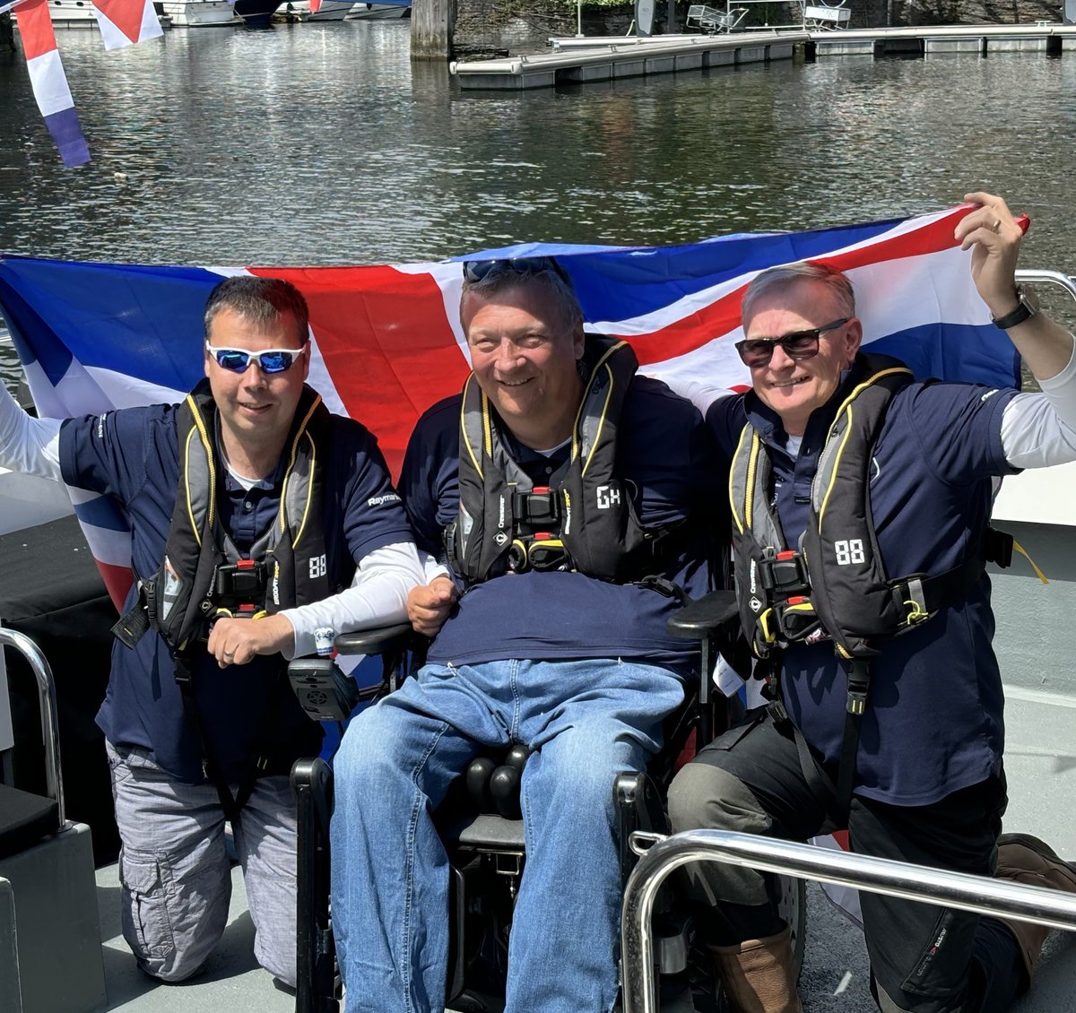 icom_uk (@icom_uk) on Twitter photo Congratulations Geoff Holt and the 'Finishing the Dream' Team: icomuk.co.uk/Congratulation…
<a href="/FinishingTDream/">Finishing The Dream</a> <a href="/Wetwheels_SE/">Wetwheels South East</a> #Wetwheels #FinishingTheDream #geoffholt Congratulations Geoff Holt and the 'Finishing the Dream' Team: icomuk.co.uk/Congratulation…
<a href="/FinishingTDream/">Finishing The Dream</a> <a href="/Wetwheels_SE/">Wetwheels South East</a> #Wetwheels #FinishingTheDream #geoffholt