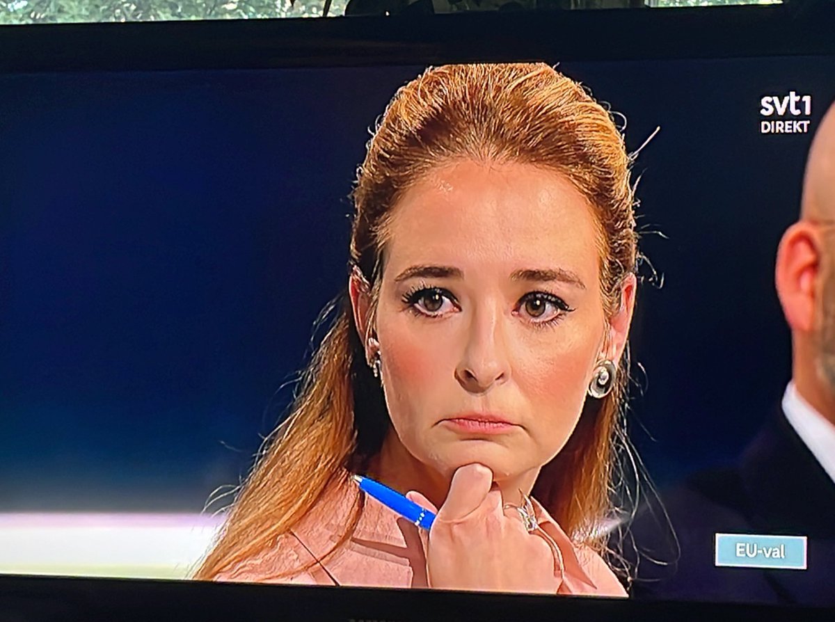 danielclaesson4's tweet photo. En solklar stjärna i kvällens debatt @alicemedce #eudebatt 💪🏽😊 https://t.co/P3RV1TKHJs
