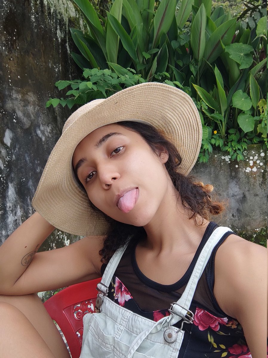 SusanGuti99's tweet photo. Buenas tardes !! 😘 https://t.co/bOQcquA5DJ