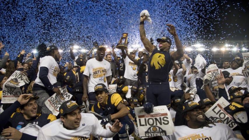 After a great conversation with <a href="/JackInTheBox58/">Jack Tyler</a> I am Very blessed and Happy to receive my 3rd D1 offer from the University of Texas A&amp;M Commerce 🦁 <a href="/LionsFBRecruits/">A&M-Commerce Football Recruiting</a> 
<a href="/Lions_FB/">East Texas A&M Football</a>