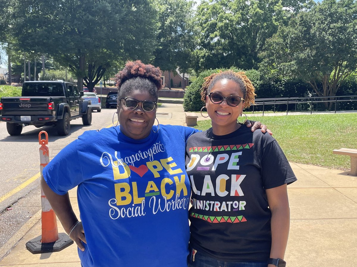 Brendan Fetters (@brendanfetters) on Twitter photo Final Friday carpool of 2023-24 vibes at <a href="/CMMSCougars/">Carroll LT Magnet</a> this afternoon. ☀️ ✌️
#ThePlaceToBe Final Friday carpool of 2023-24 vibes at <a href="/CMMSCougars/">Carroll LT Magnet</a> this afternoon. ☀️ ✌️
#ThePlaceToBe