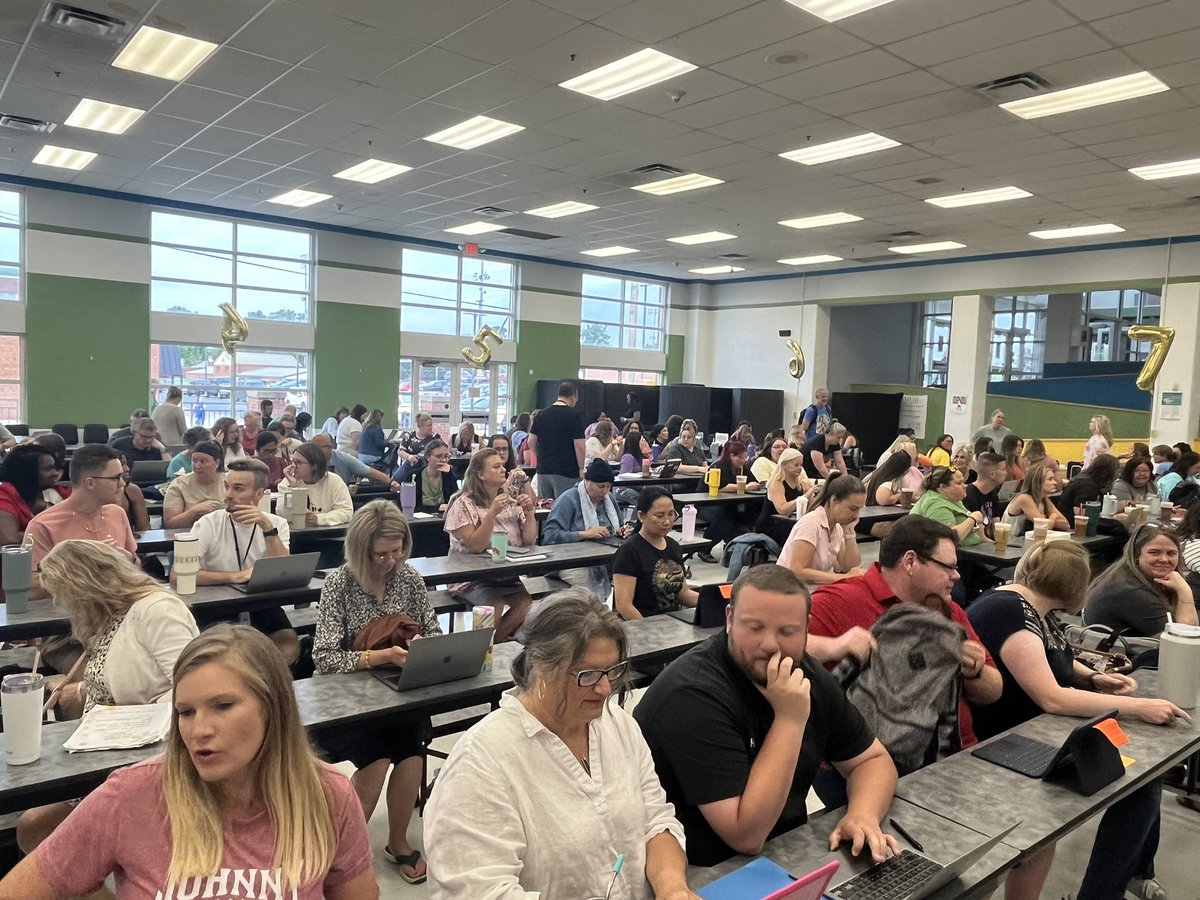 Martinsburg North Middle School tweet media