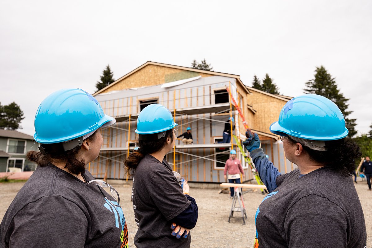 Still thinking about how much fun we had supporting our member charity, Habitat for Humanity, at their Women's Build  event! We teamed up with members from our Advisory Council and Thurston County Steering Committee for a day full of hard work and collaboration. 🦾🏡