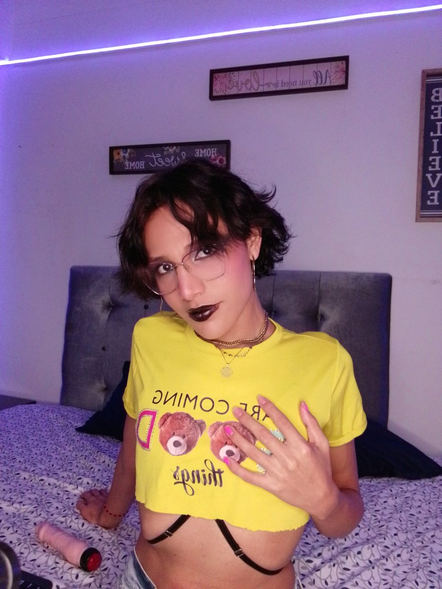 GeorkyAllen's tweet photo. hi guys, I wait for you in my living room
@stripchat 
@StripchatHelp 
#Stripchat #RT #nsfw #flick #gojo #webcams #gay #stripchat
https://t.co/4DD5orFOg4… https://t.co/FKJlD1yi8T