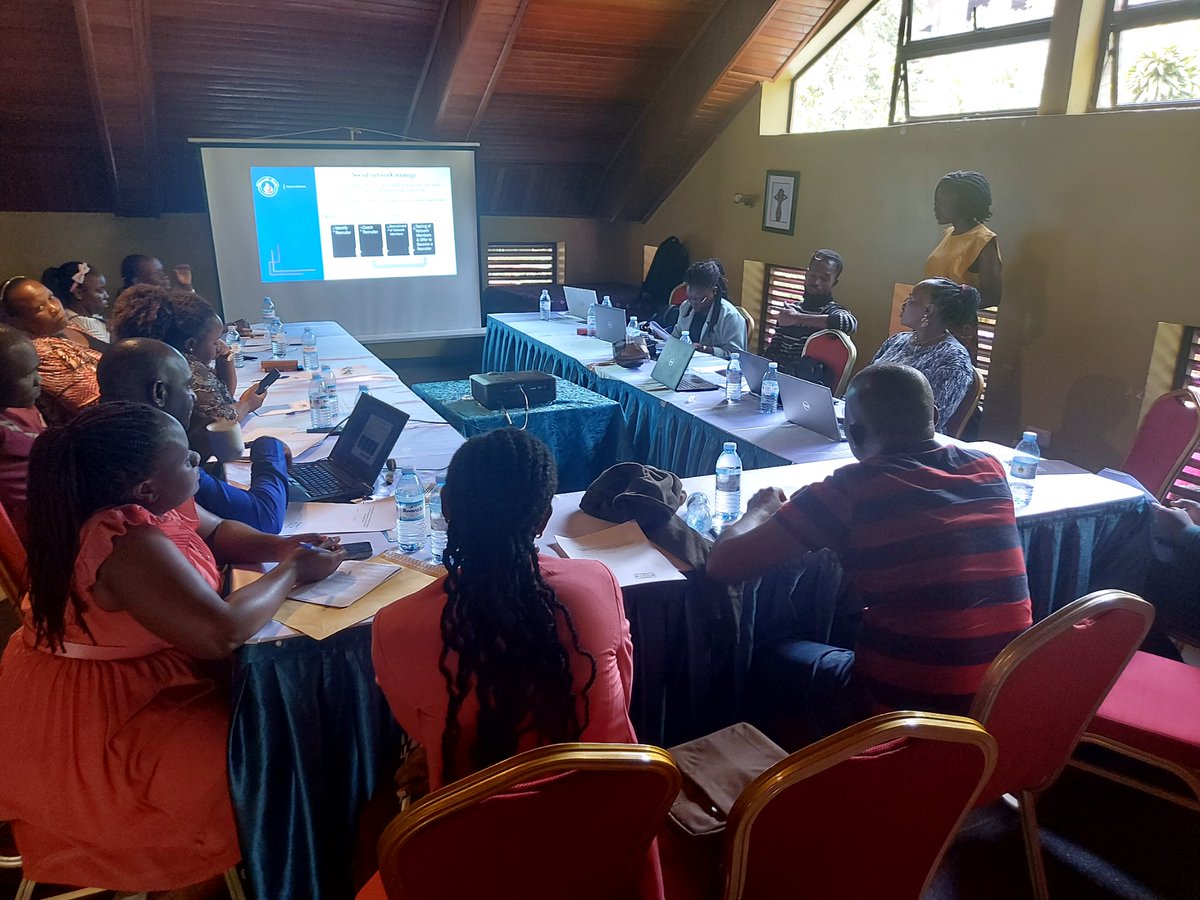Excited to hold the Kickoff meeting of my Path to Independence project on Improving identification of new HIV infections among adolescent girls and young women, and their sexual partners. We hope to use social network strategies to increase HIV testing rates among AGYW.