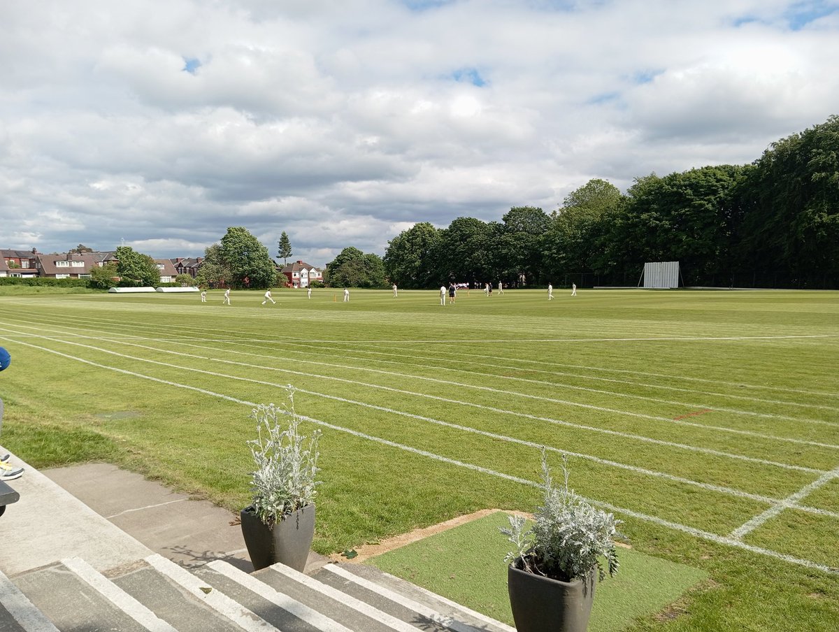 jonbeez12's tweet photo. @tsc_pedance @BSBDSport A lovely setting,  unlucky today thornleigh. https://t.co/z3EEBOQMN2