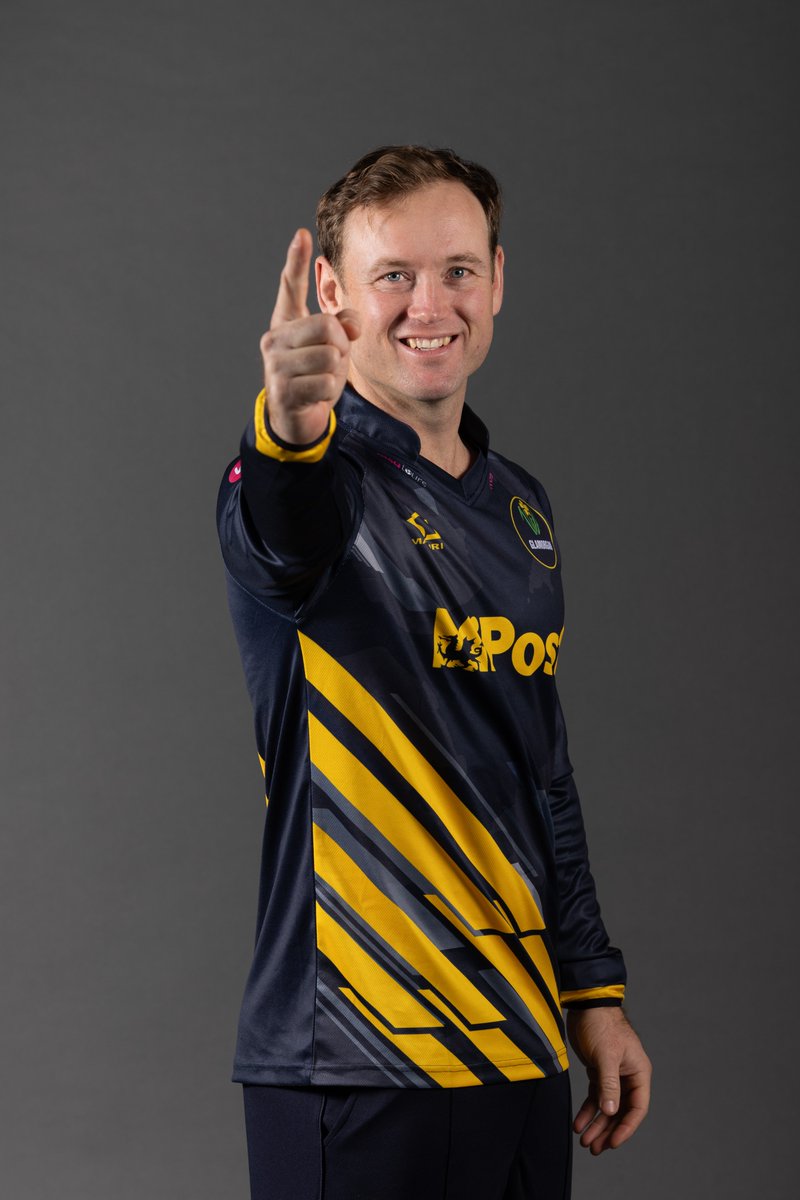 GlamCricket's tweet photo. Glamorgan 166/8 (20)

Target for @EssexCricket 167 in 20 overs

Watch live 👉 https://t.co/cbhXXqkNUX

#OhGlammyGlammy | #ESSvGLA https://t.co/IoWtQL1agr
