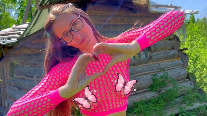 😘 https://t.co/CaVX7FFopr<a href="/tag/elegance"class="tags"><span>#elegance</span></a><a href="/tag/magic"class="tags"><span>#magic</span></a><a href="/tag/friendship"class="tags"><span>#friendship</span></a><a href="/tag/fairies"class="tags"><span>#fairies</span></a><a href="/tag/womenp"class="tags"><span>#womenp</span></a>