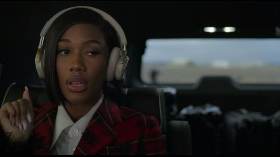 Airtight_Magic's tweet image. Same vibes. Collision course loading
#PowerGhost #PowerBook2