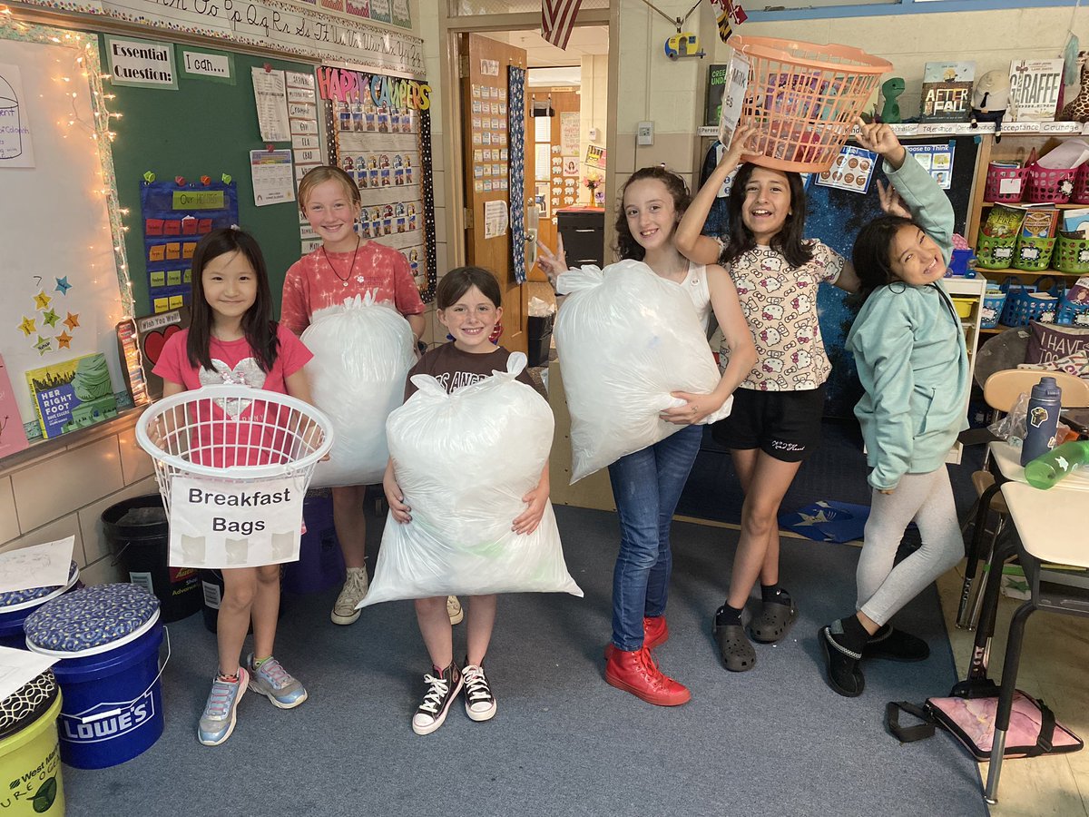 Carey Domena tweet media