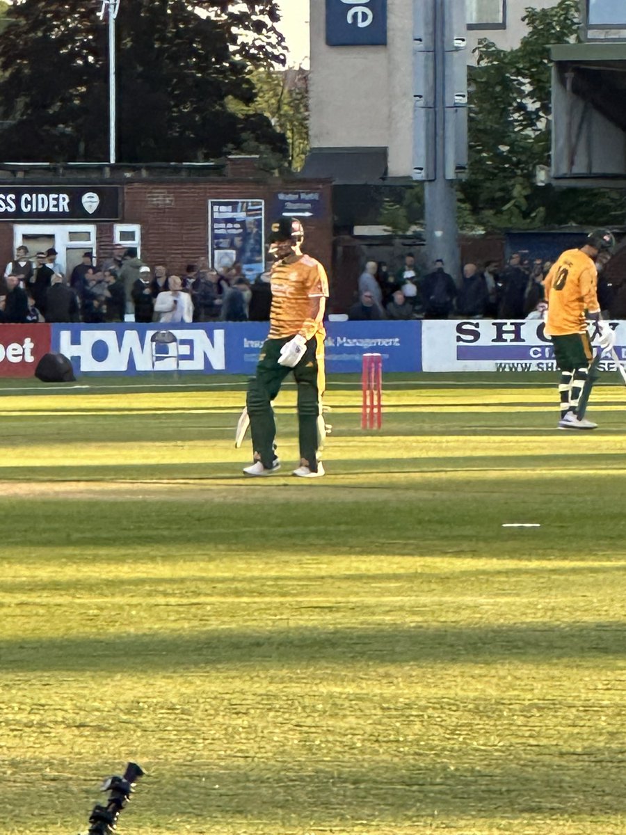 ChezvegasRoyal's tweet photo. If you know, you know….#byeJoe #firstball https://t.co/xsoNbvGCrk