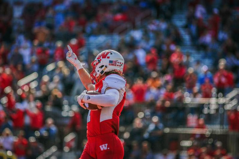 CameronRoss_07's tweet photo. After a great phone call with @CoachKent__ I am blessed to receive a offer from @WabashFB 
@RecruitingBh @bhernyscoutguy @mwilliams7474 #AGTG https://t.co/CwMcevgrGw
