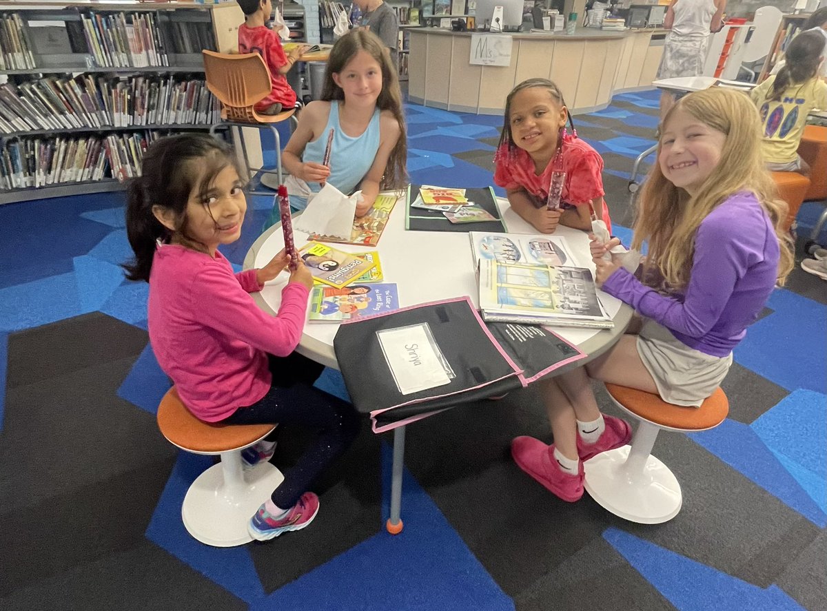 Andrea Rose Schaber tweet media