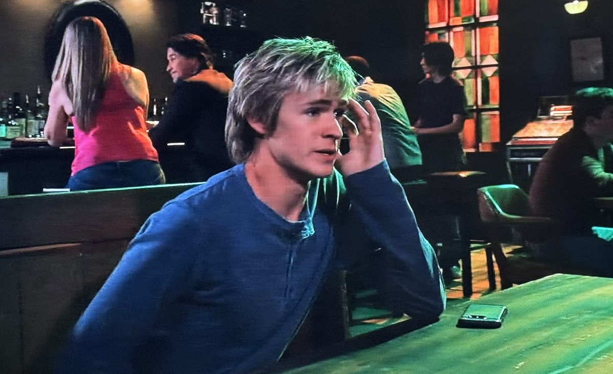 QAFBrianJustin's tweet photo. Jake tells Gordo they have to get out of the bar, because he’s “dead” if his mom’s boyfriend sees him. Gordo asks what 🚩 is doing there, because “isn’t he a good guy?” Jake said he thought he was (bffr 😂) #GH #JakeFF https://t.co/HEwP4AiVXB
