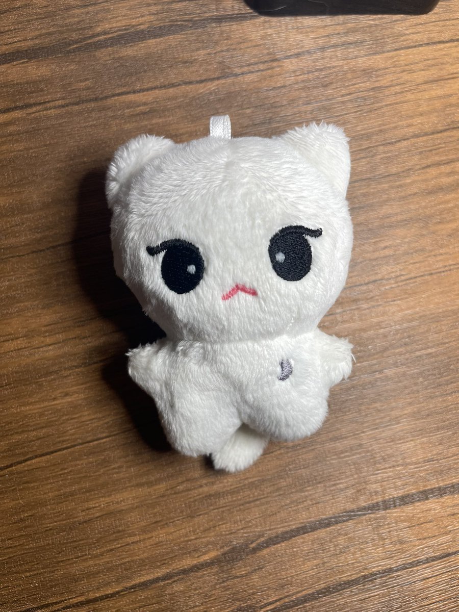 violet ᡣ𐭩 tweet media