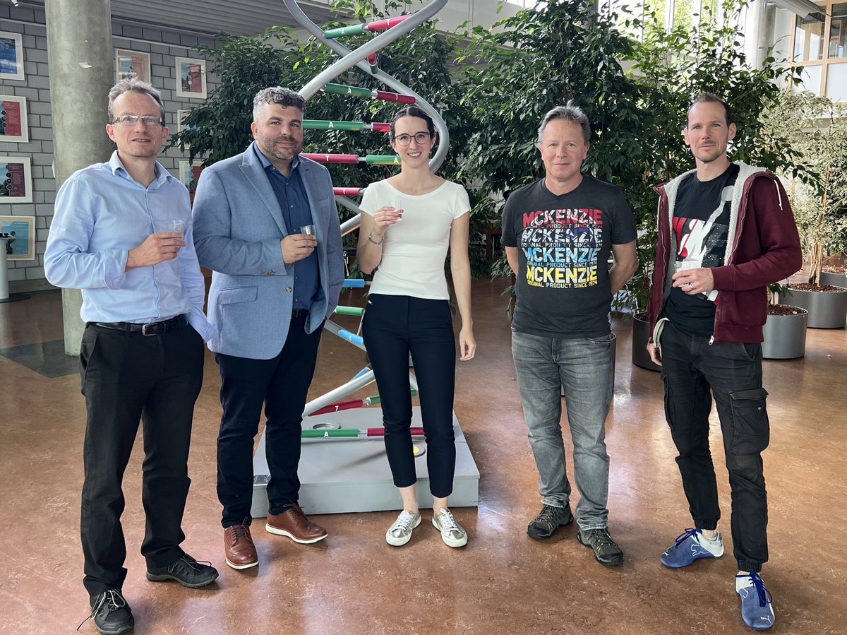 CAuwerx's tweet image. This week, I successfully defended my #PhD in front of my committee! 🎉👩🏻🎓
Thanks to all for the wonderful day and exciting discussions! Looking back, the last 4 years have been an amazing journey that I was fortunate to share with so many incredible people @unil and beyond! 💫
