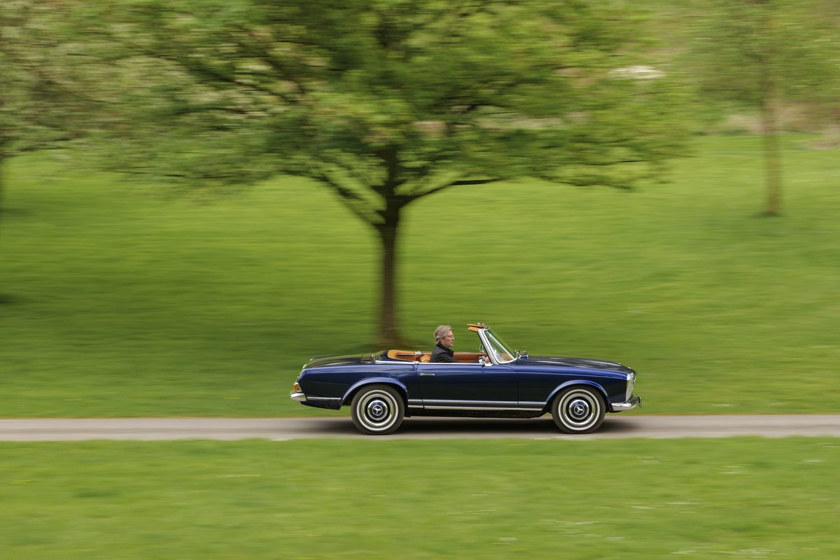 Weekend wheels. Rediscover your love for driving with the Mercedes-Benz SL ‘Pagoda’, redefined and electrified by Everrati. 
#everrati #electrifyingicons #mercedesbenz #sl #pagoda #mercedes #benz #classiccar #ev #electriccar #redefined #iconic #cars #zeroemission #sustainability