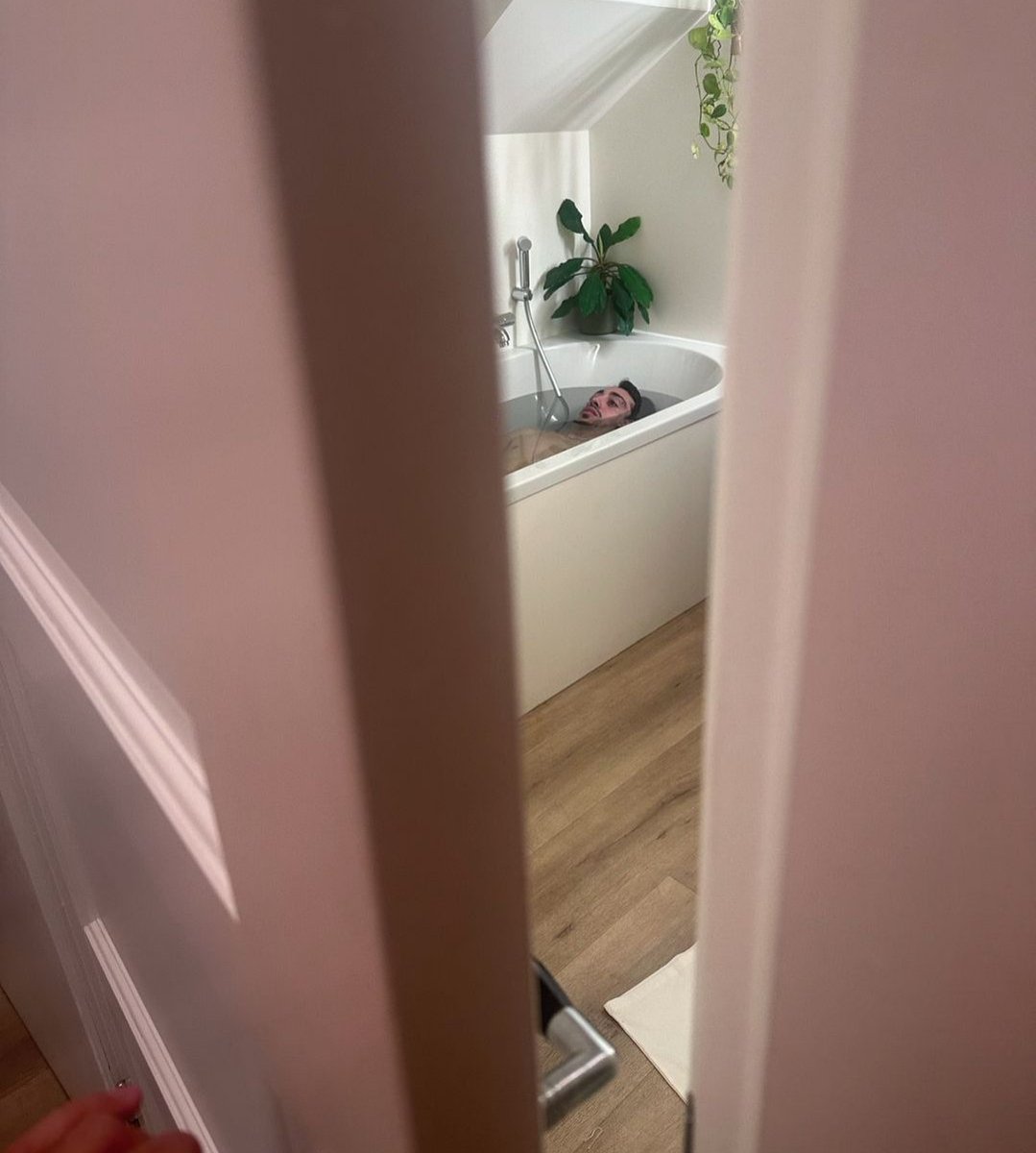 no context lucas inutilismo tweet media