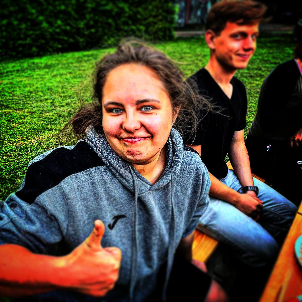 GabrychaPL_'s tweet photo. Pierwszy raz od jakiegoś (dłuższego) czasu publikuję swoje zdjęcie. Z wczorajszego grilla KSMowskiego. Pozdro. 😎❤️🤙🏻 https://t.co/2qhy1u8iUy