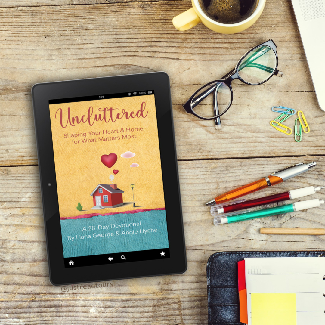 familymgrkendra's tweet photo. A GREAT Devotional about being organized in life! Uncluttered by Angie Hyche & Liana George https://t.co/C2sKl7UYzg #ad @justreadtours #justreadtours #uncluttereddevotional #unclutteredpodcast #lianageorgewriter #shipshapesolutions https://t.co/fj1TFMi7uG