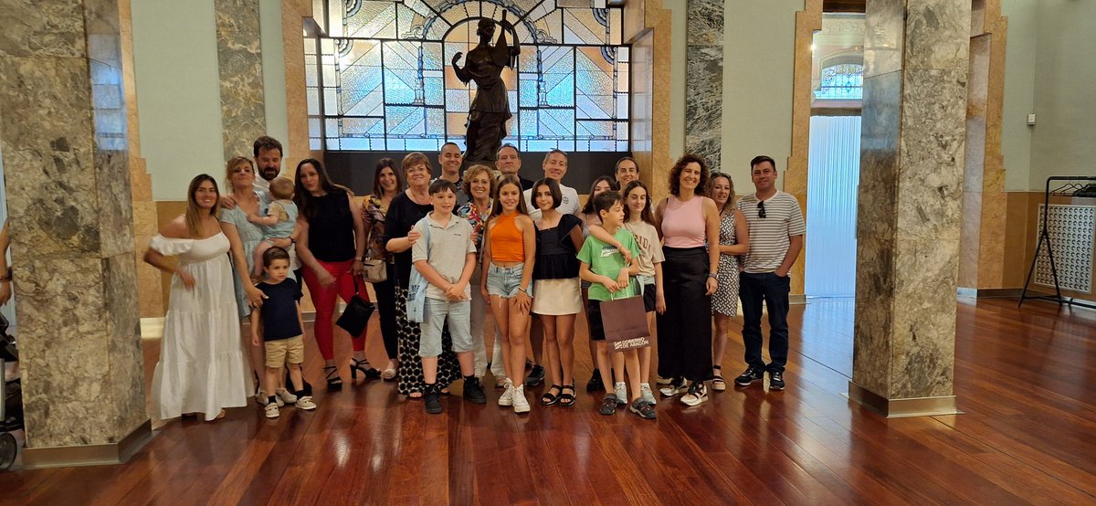 🥈2° Premio en la Primera edición del Consurso cortos de ficción. "Mi familia es especial, mi familia es aragonesa", con el cortometraje: "Aragón y aragoneses" 🎬.
<a href="/InnovaEducAr/">InnovaEducAr</a> <a href="/GobAragon/">Gobierno de Aragón</a>