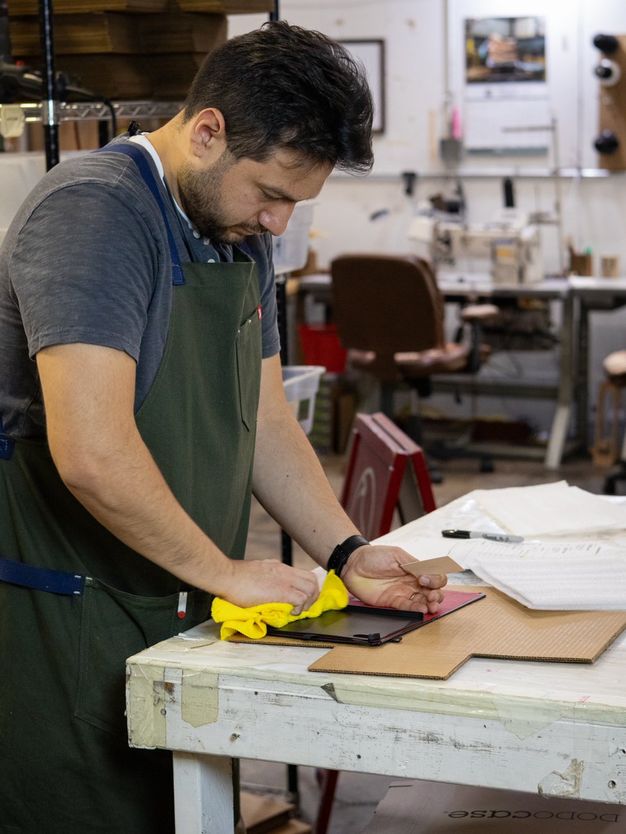 DODOsays's tweet image. Packing up orders before the week ends. Have a great weekend!

dodocase.com

#dodocase #protectsfromextinction #ipad #cases #quality #TGIF