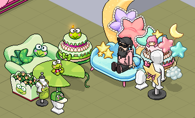 Sorteo 🤍

🏆 Keroppi ++ Twin Star

➡️ Requisitos:

- Follow y RT 

⏰ Finaliza por la noche 

Suerte 🤍