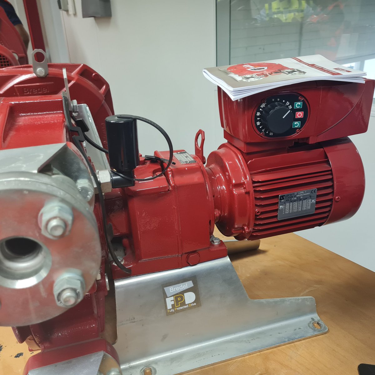MarlowNor's tweet photo. Det finnes kun en original. Verdens beste #slangepumper info.no@wmfts.com https://t.co/y2Pw4SpuHM