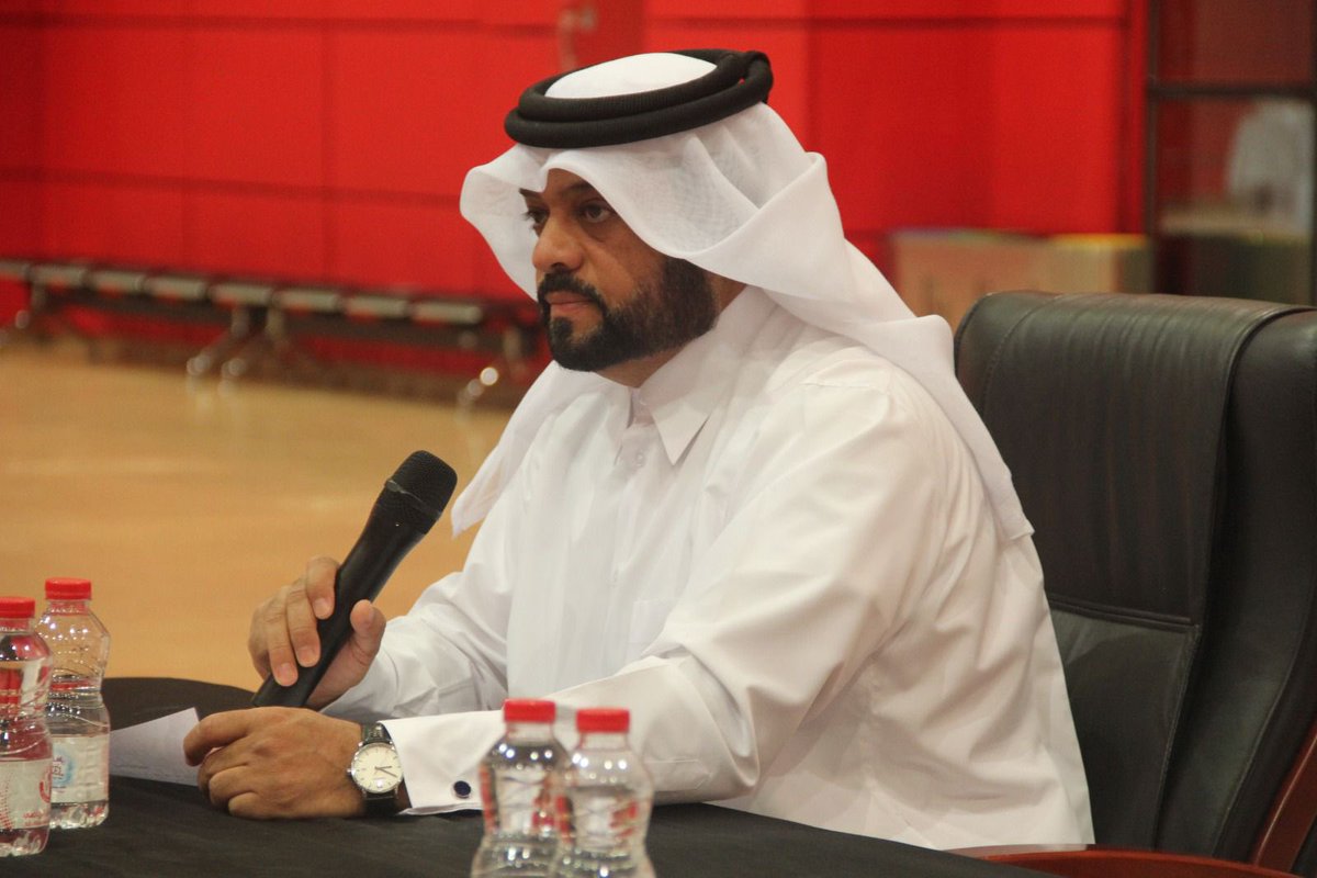 M_AALSADA's tweet photo. تشرفنا هذا المساء بتكريم الاخ العزيز السيد علي بن عبد الله الفياض الخالدي . وابارك له انجازاته في مجال التراث ، كما اشكر اهل الشمال على اهتمامهم وحضورهم الكريم ، والشكر موصول لاخي السيد ابراهيم بن عبد الله الساده رئيس نادي الشمال على الاستضافه الكريمه . https://t.co/4YNYLnKiUS