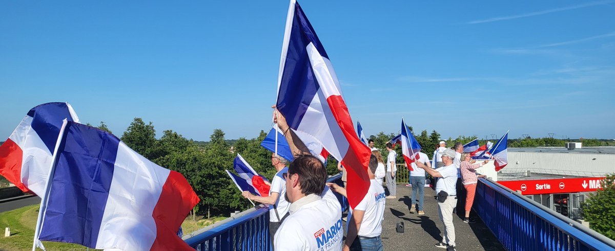 Reconquete_91's tweet photo. 🌿 Dernières grandes actions de cette incroyable campagne de 9 mois 🇨🇵
⚔️ Les formidables militants de @Reconquete_off #Essonnes ont tout donné pour renverser le Parlement Européen le 9 juin 🛡️
#VotezMariom
#VotezMarionLaFranceFière
#VotezReconquête
#europe https://t.co/tFaG0PQodj