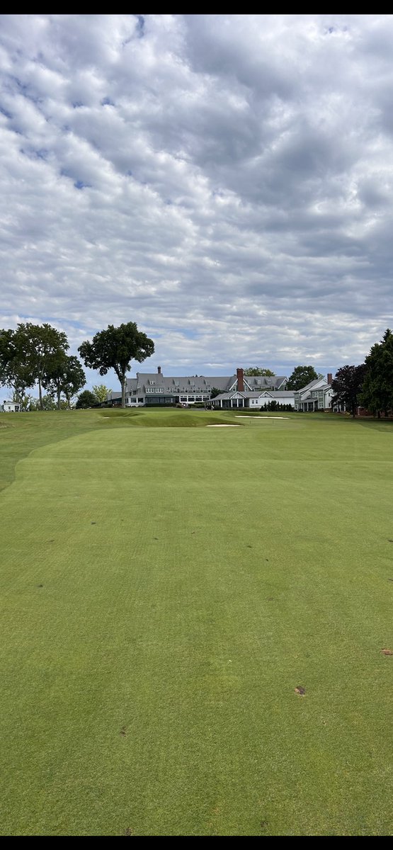 Met up with both old &amp; new friends for maybe the best golfing experience!! Oakmont CC did not disappoint. 
#2025USOpen 🇺🇸