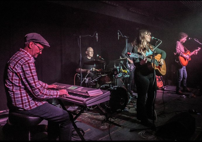 SkinnyBoy Tunes tweet media