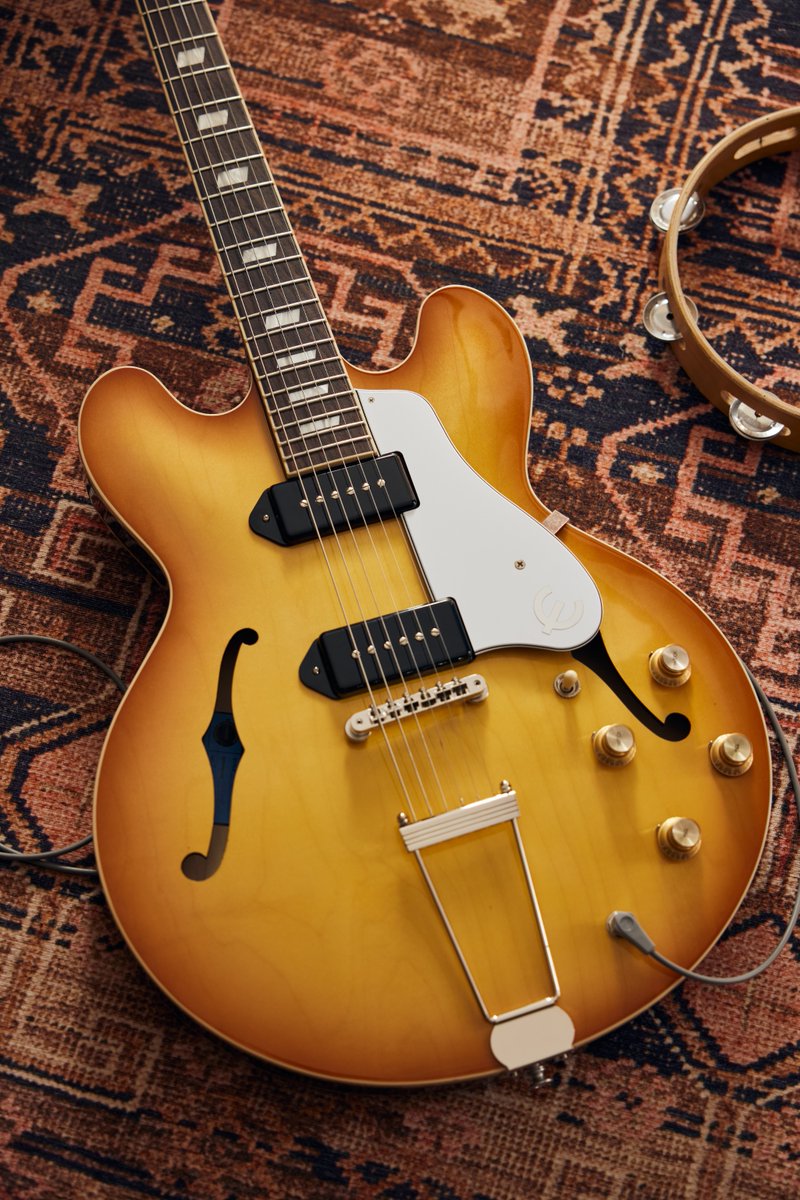 Epiphone's tweet image. The Casino, back in the USA!

• Made in the USA
• Gibson USA P-90 Dogear single-coil pickups
• Nitrocellulose Lacquer Finish

Explore the full USA Collection HERE: ow.ly/jGIc50RZ3Mg

#epiphone #casino  #usacollection #madeinusa #foreverystage