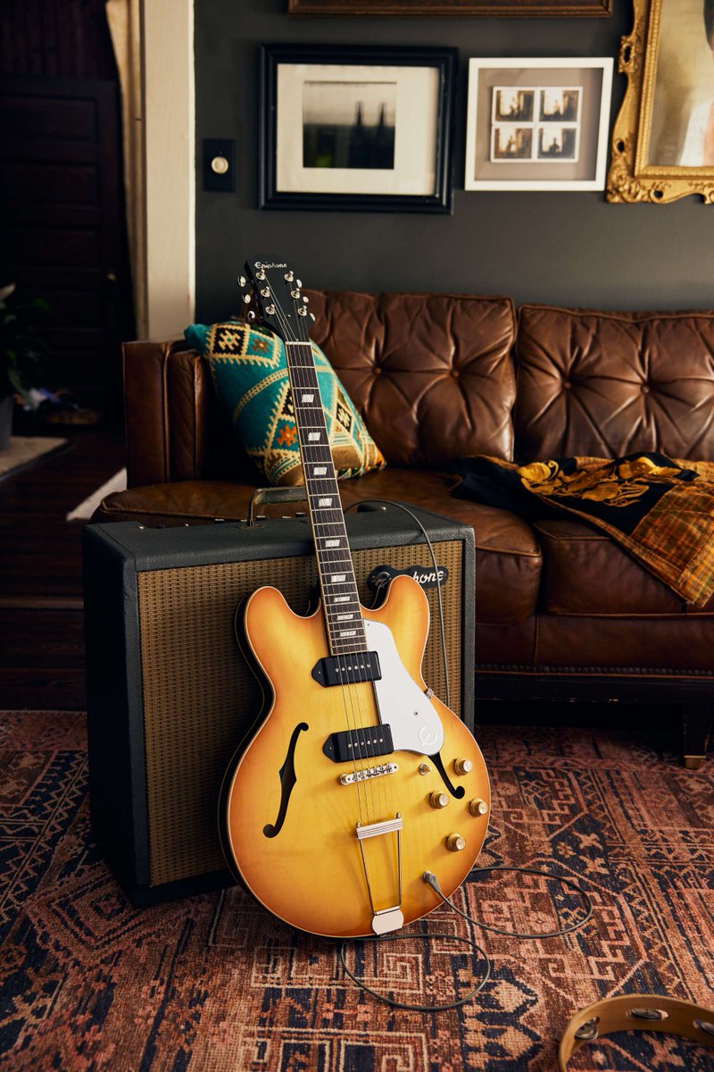 Epiphone's tweet image. The Casino, back in the USA!

• Made in the USA
• Gibson USA P-90 Dogear single-coil pickups
• Nitrocellulose Lacquer Finish

Explore the full USA Collection HERE: ow.ly/jGIc50RZ3Mg

#epiphone #casino  #usacollection #madeinusa #foreverystage