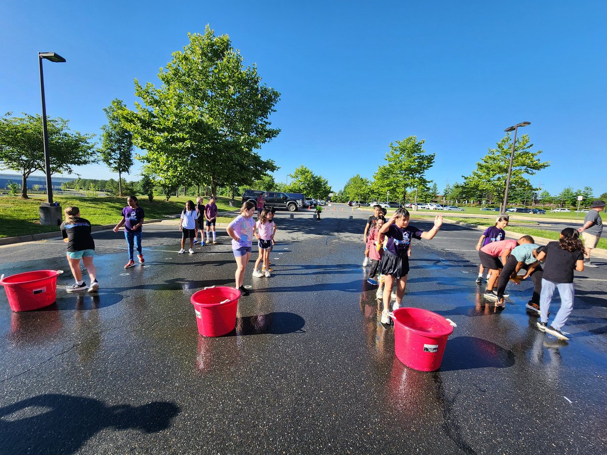 #FieldDay is always so much fun! <a href="/Discovery_elem/">Discovery Elem</a> #4thGrade