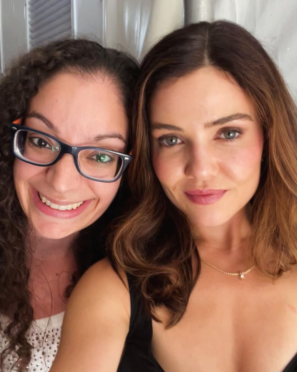 Danielle campbell Fan tweet media