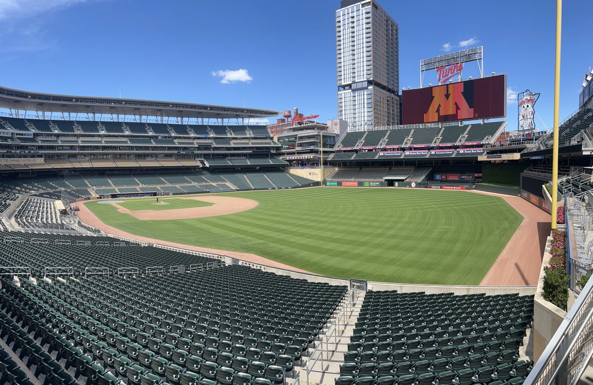 OneMN 

Gophers 🤝 Twins