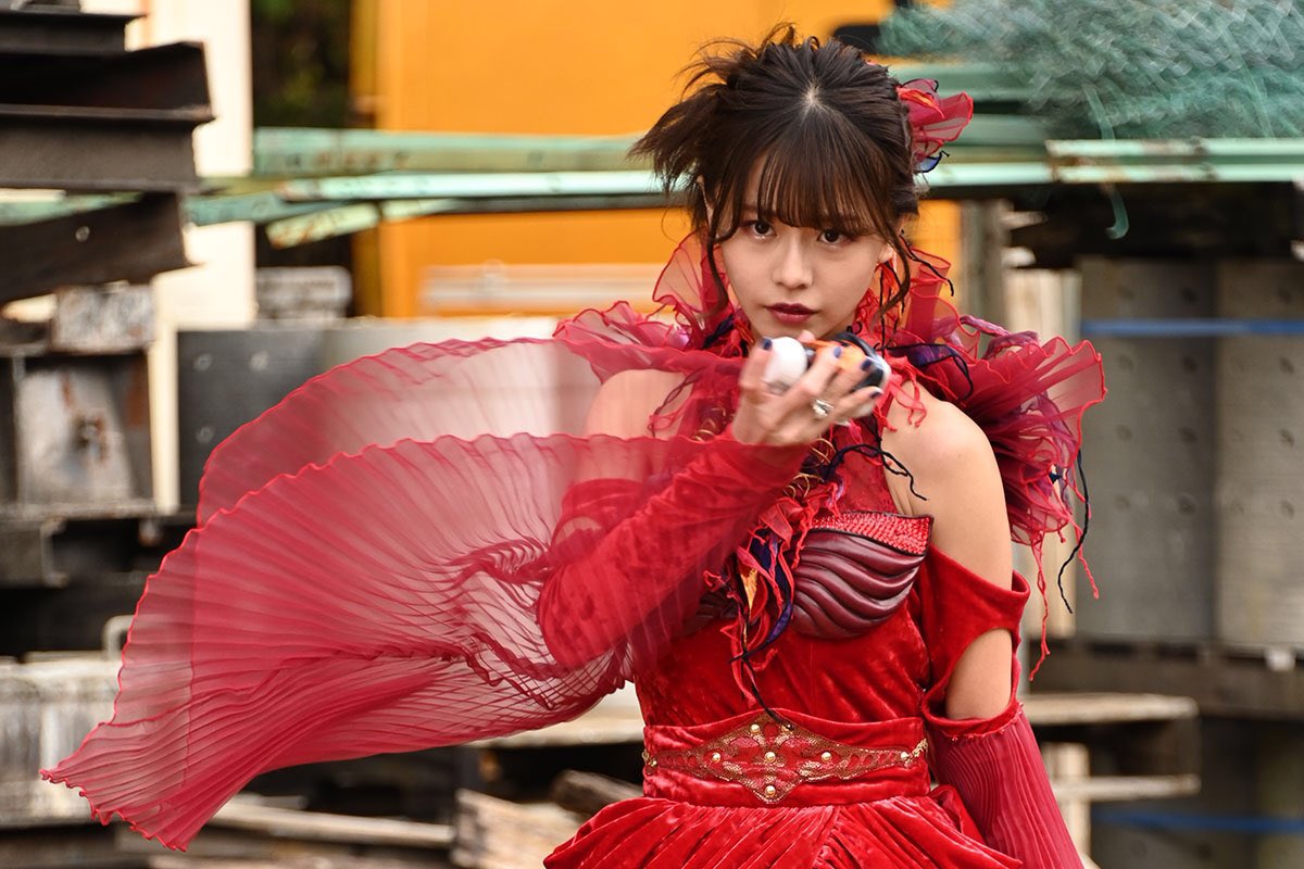 仮面ライダーリバイス アギレラ コスプレ 夏木花 椛島光 浅倉唯 仮面ライダーリバイス アギレラ コスプレ 夏木花 椛島光 浅倉唯 正規品