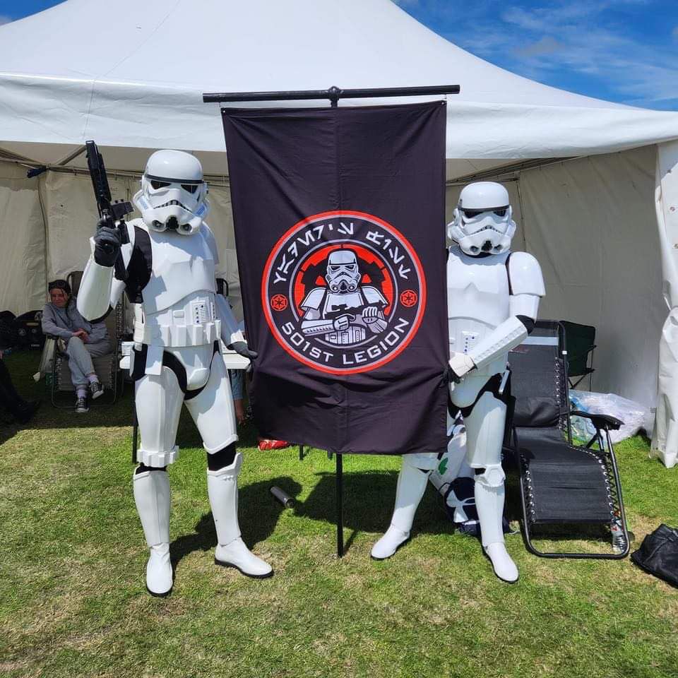501stIreland's tweet photo. If you will be in Wexford tomorrow, make sure you get your selfie with our troopers, who will be on the streets, collecting for the Empire Gives Back team for the Relay For Life for the Irish Cancer Society

#BadGuysDoingGood #VadersFist #TheEmpireGivesBack https://t.co/6r1DB74Trh