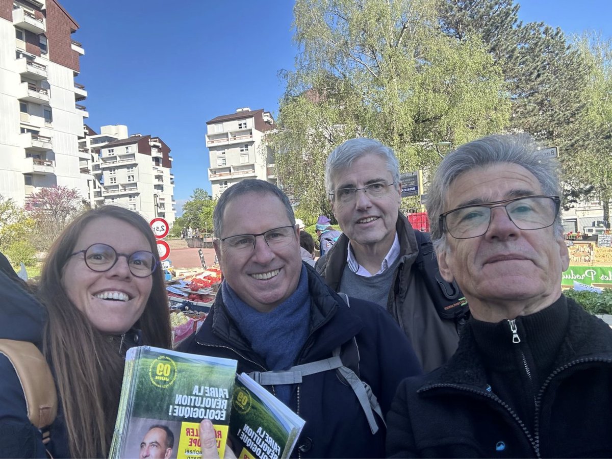 Place publique Haute savoie. tweet media