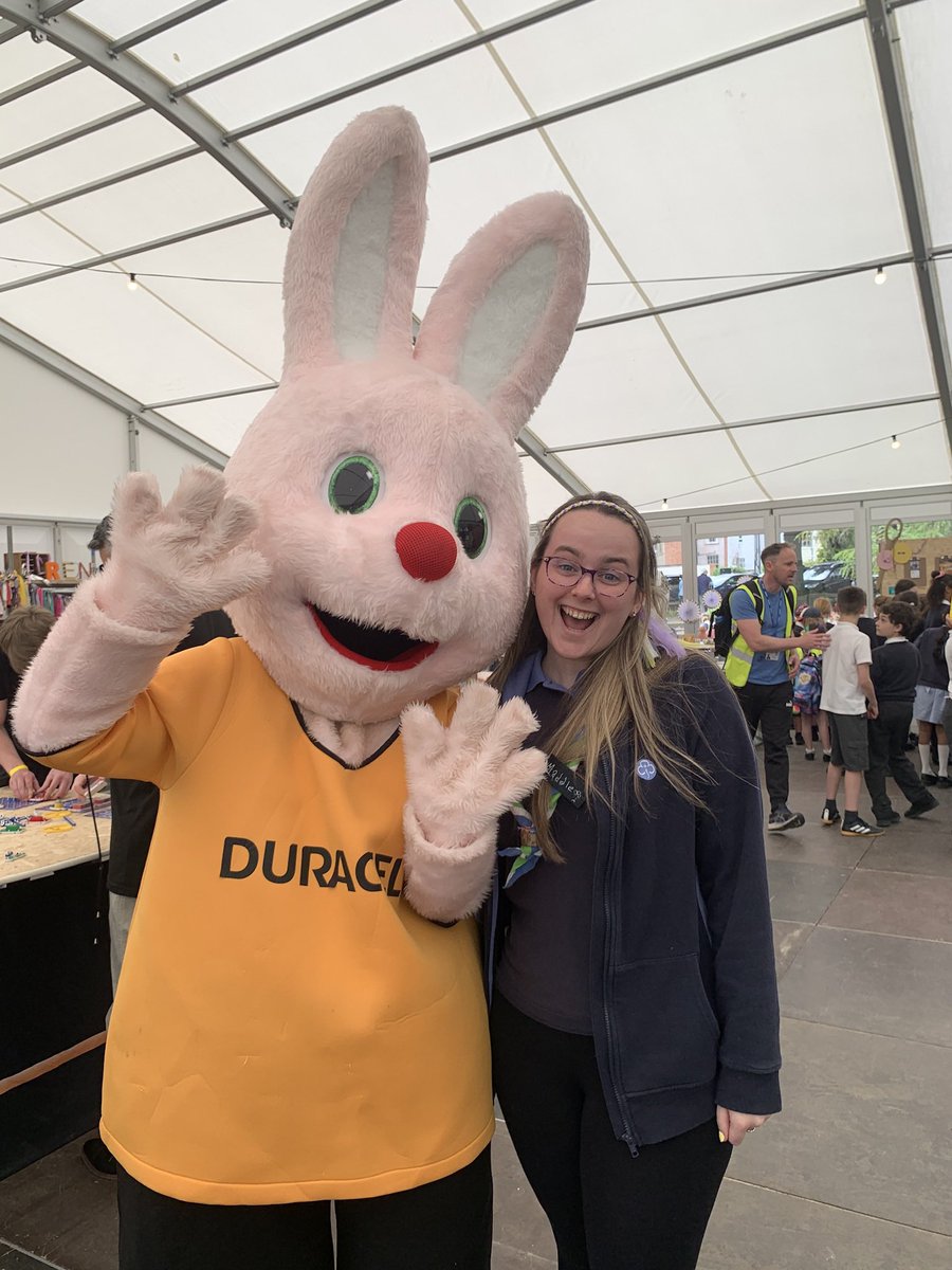 Helping out at <a href="/cheltfestivals/">Cheltenham Festivals</a> Science Festival with <a href="/GirlguidingGlos/">Girlguiding Gloucestershire</a> and having a great time! 

Looking forward to a busy day with lots of families tomorrow after a few days or school children! 💙