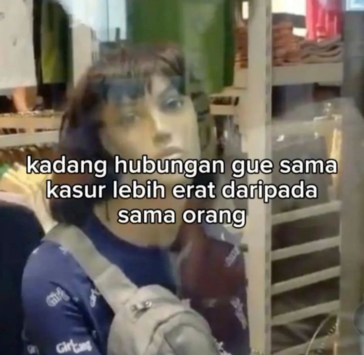 Sama kasur gak mau pisah pokoknya