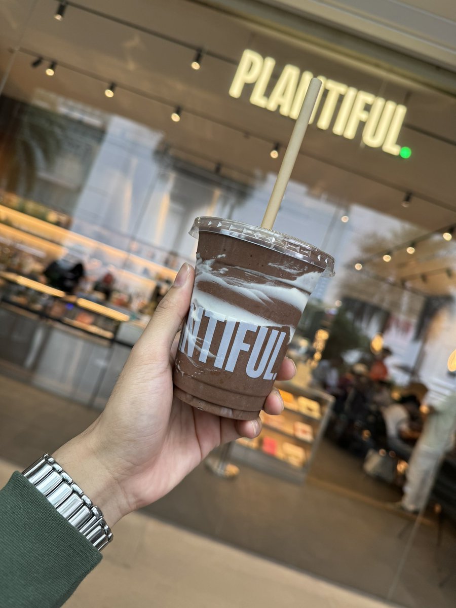 Meesomlit's tweet photo. PLANTIFUL #plantiful https://t.co/NYwJWigaNX