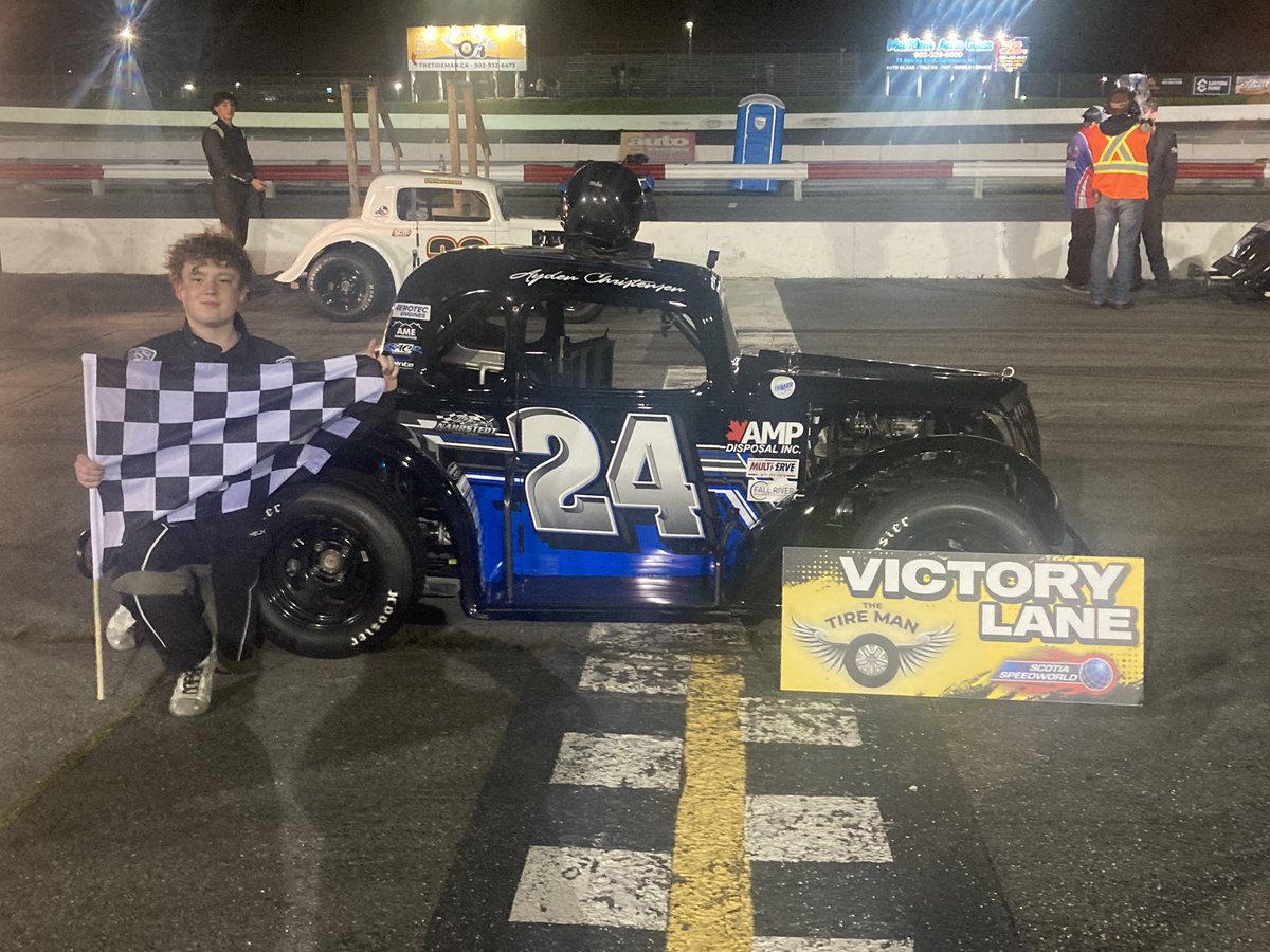 ReprtrPatHealey's tweet image. Ayden Christensen of #WindsorJunction wins the Strictly Hydraulics 50 @USLegendCars National Qualifier legends feature. He earns a provisional spot for the Asphalt Nationals in Thornbirg, Virginia in late October. @sswracing #FallRiverNS #Halifax