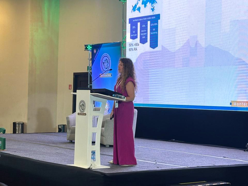 AMGeriatriaAC's tweet image. Primer ponencia del #Módulo8 - Osteosarcopenia -, con el tema “Caídas y osteoporosis: el rol de la fragilidad”, a cargo de la Dra. Isabel Rodríguez Sánchez.

#Osteosarcopenia #DraIsabelRodríguezSánchez #CongresoAMG #SomosGeriatras #SomosAcademia