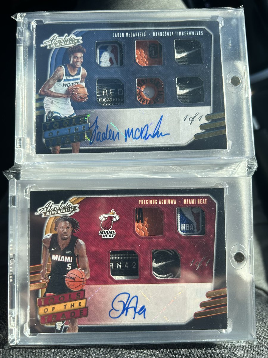 Up north in Sacramento for a wedding, walked into a random shop with 20-21 absolute memorabilia on the shelf. Ran through a couple boxes and boom, two 1 of 1’s!
