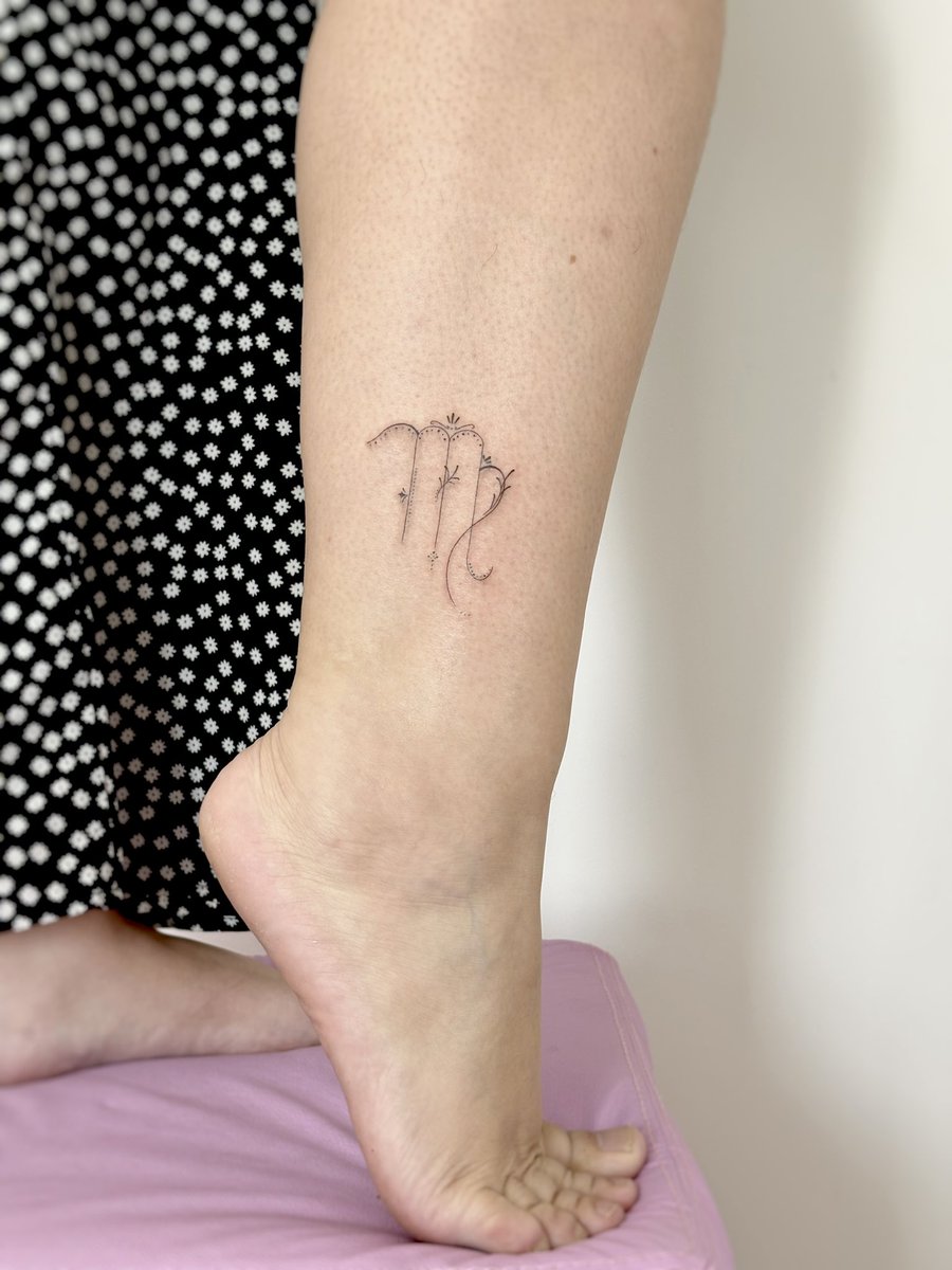 fabisegnini's tweet photo. #virgo #virgem #signos #zodiactattoo #tattoovirgo https://t.co/Nusb34fpGl